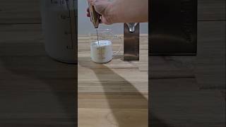 Aerolatte Handheld Milk Frother [upl. by Erfert]